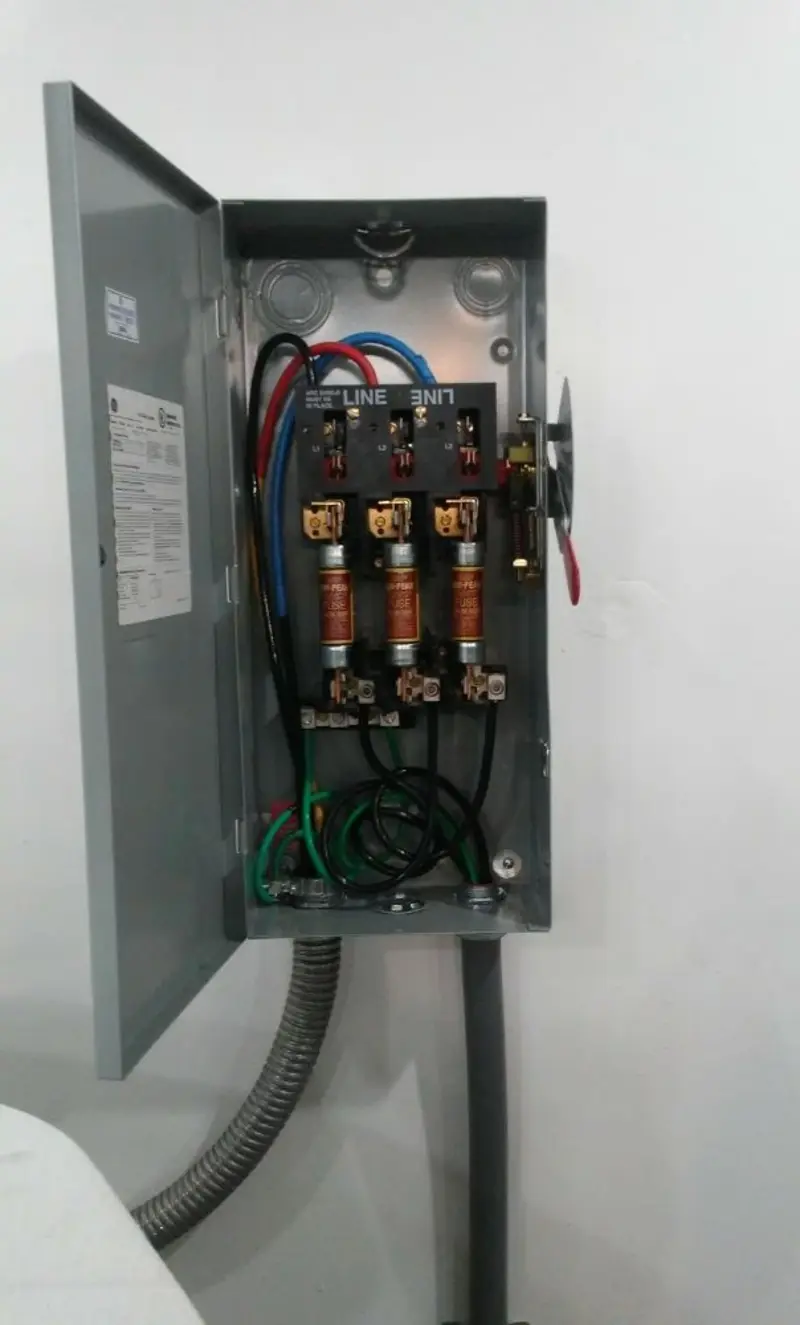 Three-phase disconnect switch installed for Smoke Detector Installation in Glenview